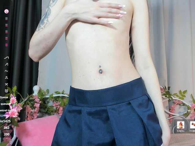 Amelia-skyy's BongaCams show and profile