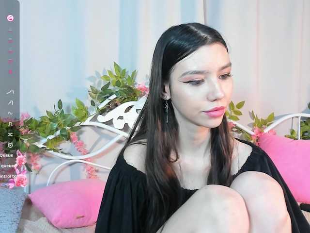 Amelia-skyy's BongaCams show and profile