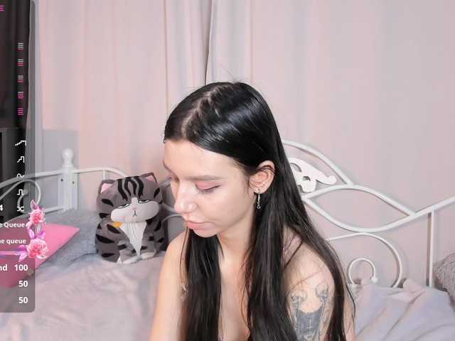 Amelia-skyy's BongaCams show and profile