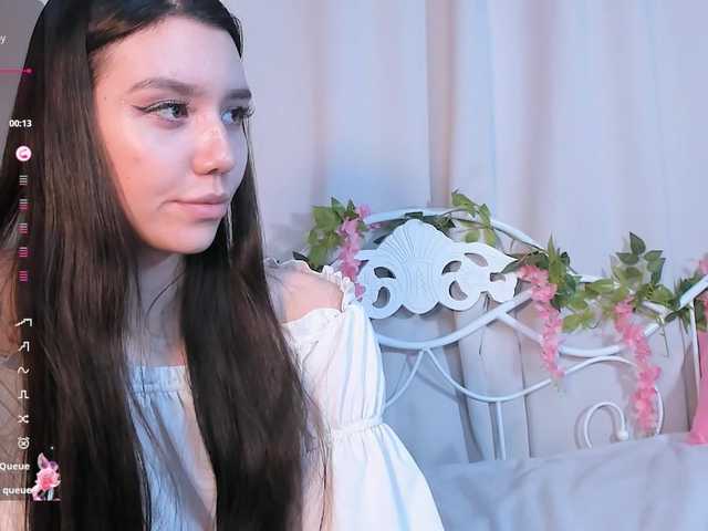 Amelia-skyy's BongaCams show and profile