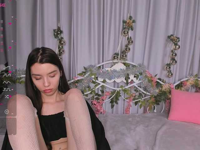 Amelia-skyy's BongaCams show and profile