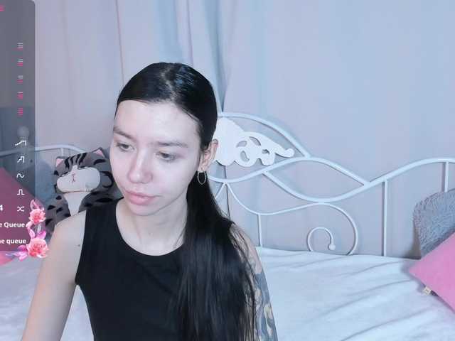 Amelia-skyy's BongaCams show and profile