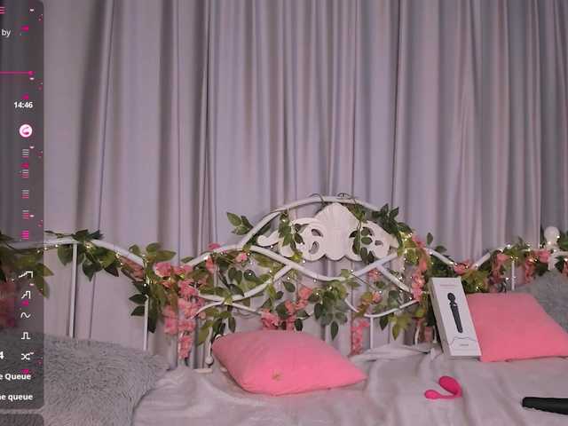 Amelia-skyy's BongaCams show and profile