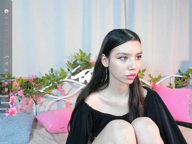 Amelia-skyy's BongaCams show and profile