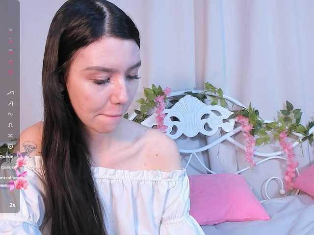 Amelia-skyy's BongaCams show and profile