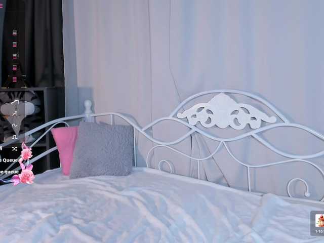 Amelia-skyy's BongaCams show and profile