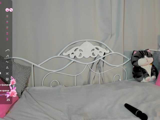 Amelia-skyy's BongaCams show and profile