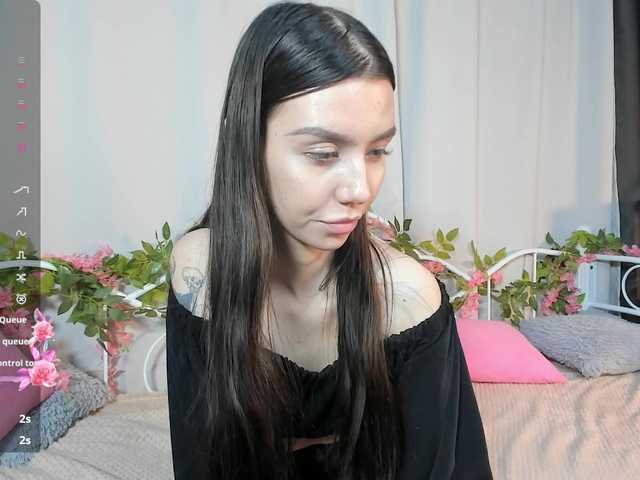 Amelia-skyy's BongaCams show and profile