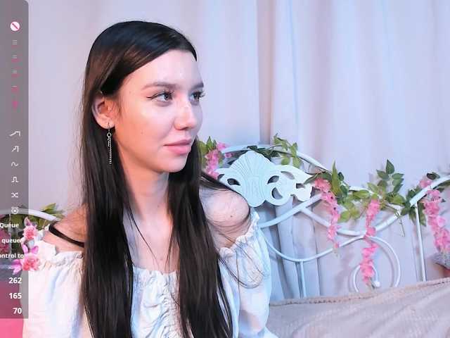 Amelia-skyy's BongaCams show and profile