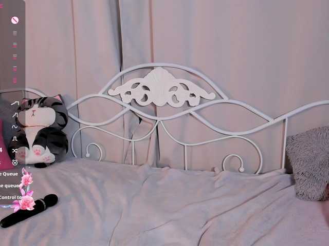 Amelia-skyy's BongaCams show and profile