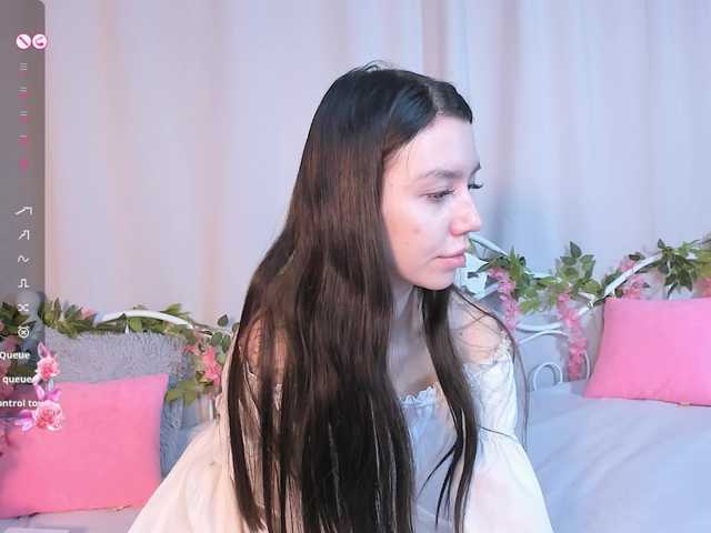 Amelia-skyy's BongaCams show and profile