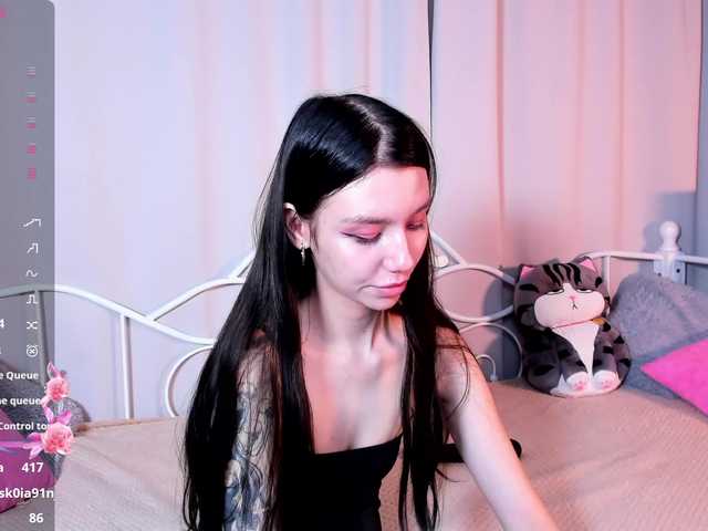 Amelia-skyy's BongaCams show and profile