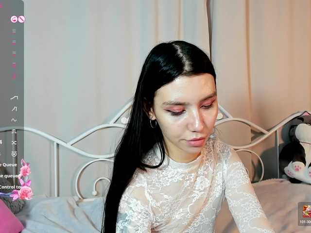 Amelia-skyy's BongaCams show and profile