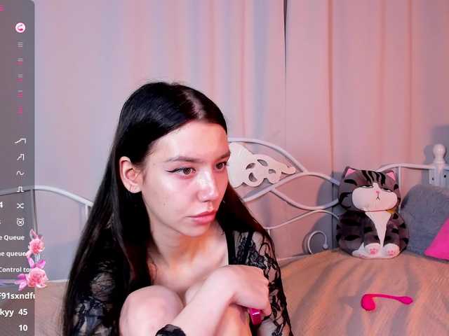 Amelia-skyy's BongaCams show and profile