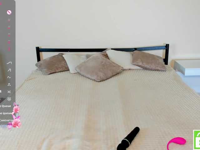 Amelia-skyy's BongaCams show and profile