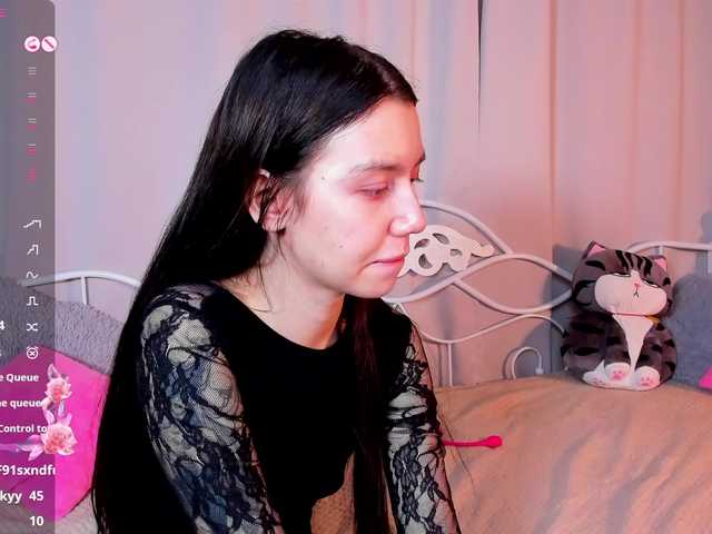 Amelia-skyy's BongaCams show and profile