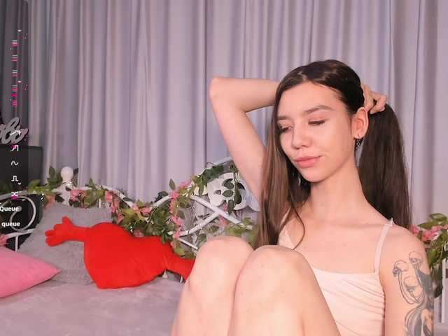 Amelia-skyy from BongaCams is Freechat