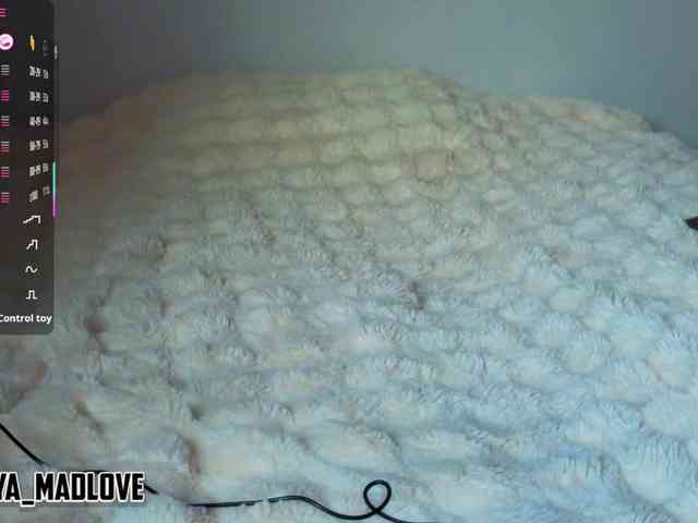 anya_madlove webcam