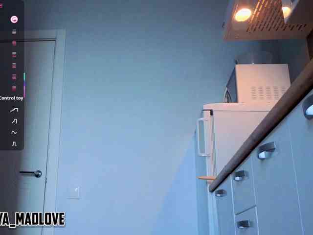 anya_madlove webcam