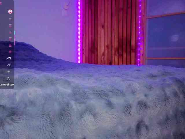 anya_madlove webcam