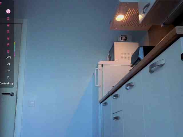 anya_madlove webcam