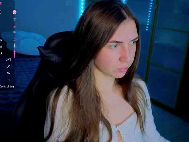 anya_madlove webcam