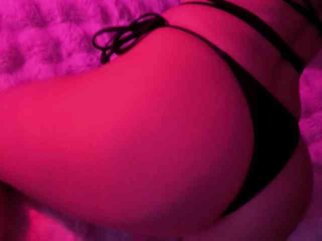 anya_madlove webcam