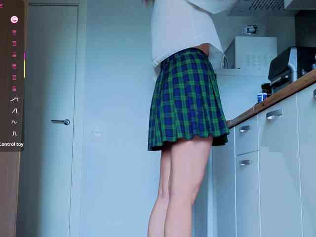anya_madlove webcam