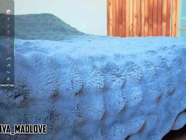 anya_madlove webcam