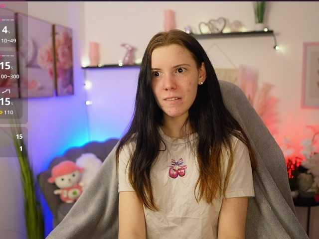 AprilOlsen live room