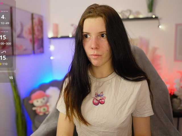 AprilOlsen live room