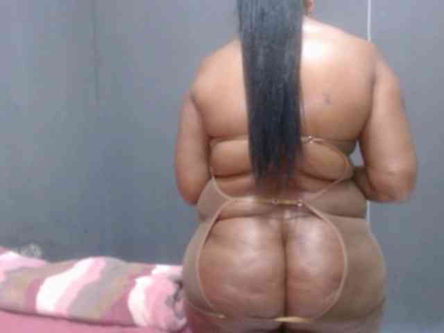 CreamyBum webcam
