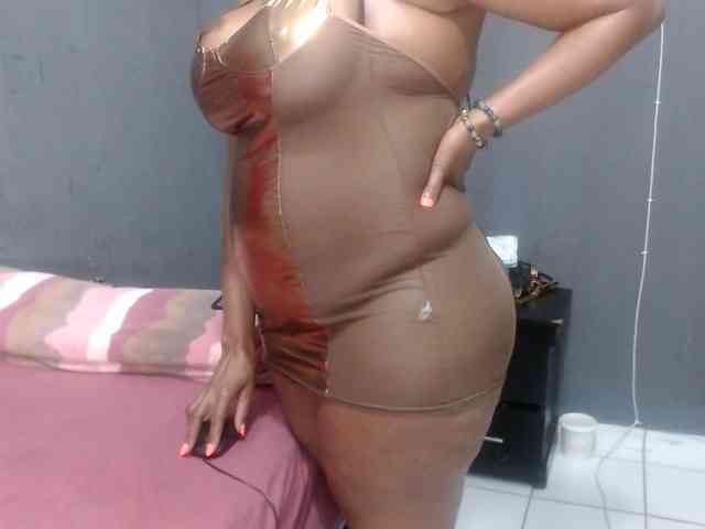 CreamyBum webcam