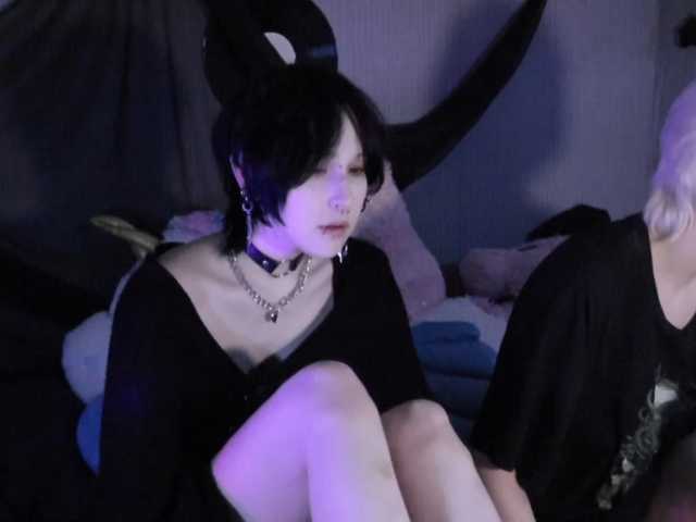 Avny-Loki's BongaCams show and profile