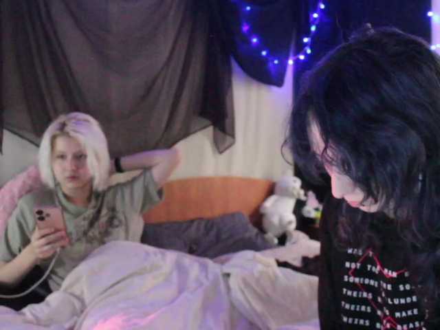 Nagito_Komaeda webcam