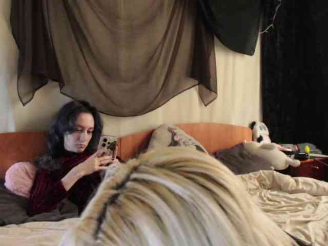 Nagito_Komaeda webcam