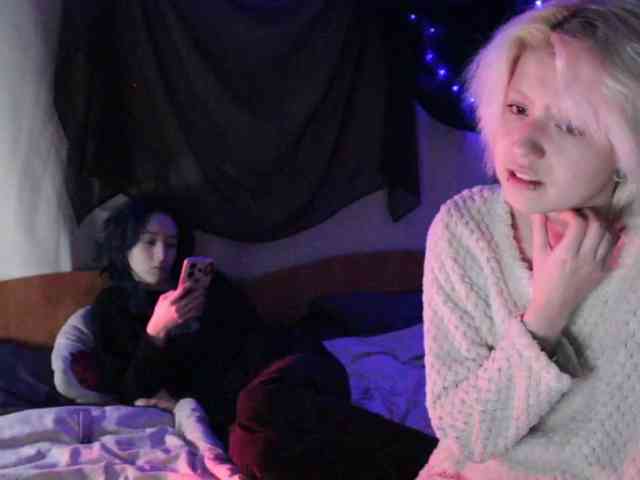 Nagito_Komaeda webcam