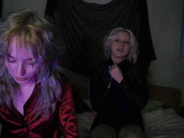 Nagito_Komaeda webcam