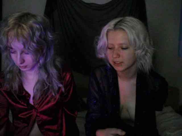 Nagito_Komaeda webcam