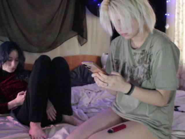 Nagito_Komaeda webcam