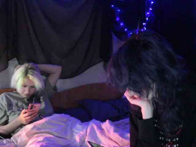 Nagito_Komaeda webcam