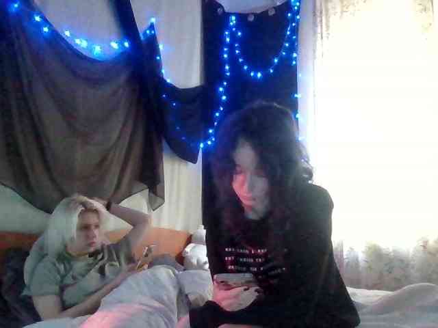 Nagito_Komaeda webcam