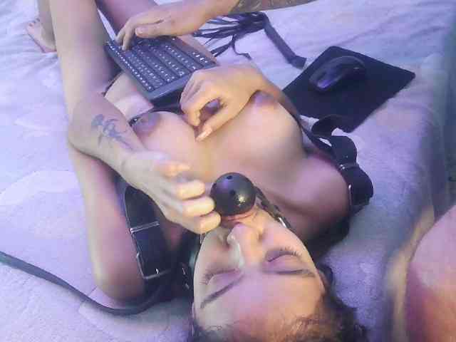 pocahontasb1 webcam