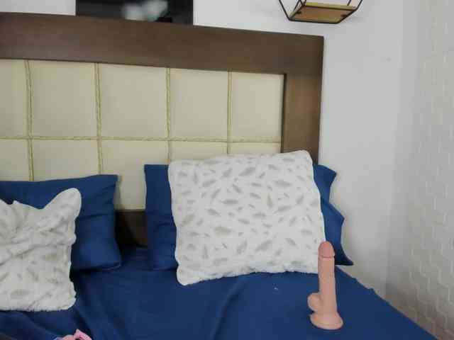 Keila-thompson webcam