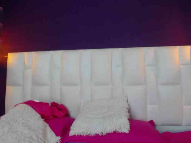 Keila-thompson webcam