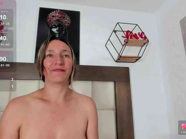 Keila-thompson webcam