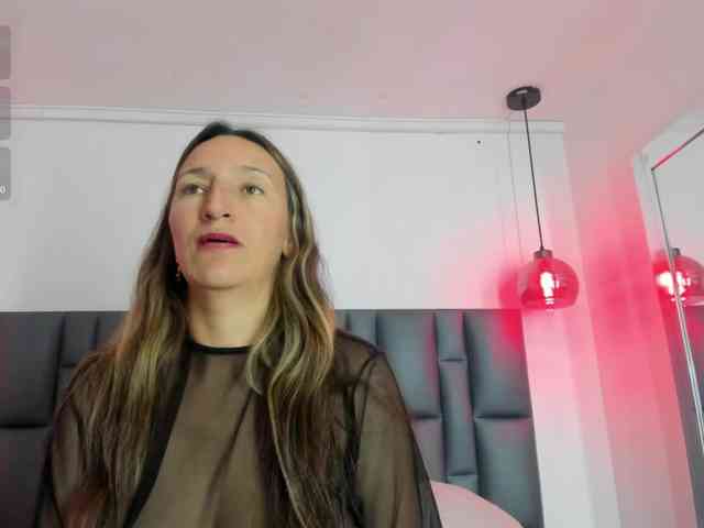 Keila-thompson webcam