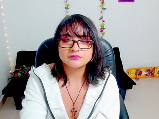 Laila-Stewart Porn Show