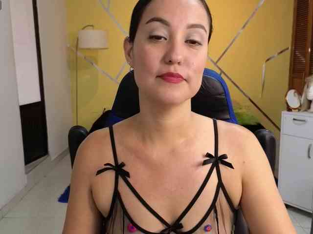 Shirlyrojas webcam