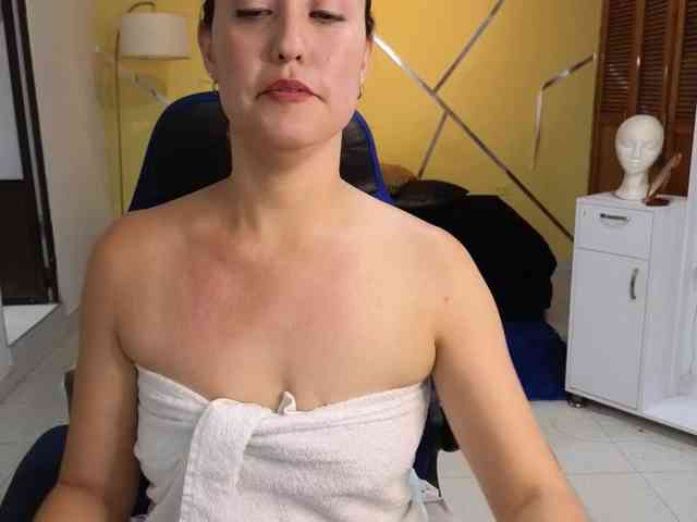 Shirlyrojas webcam